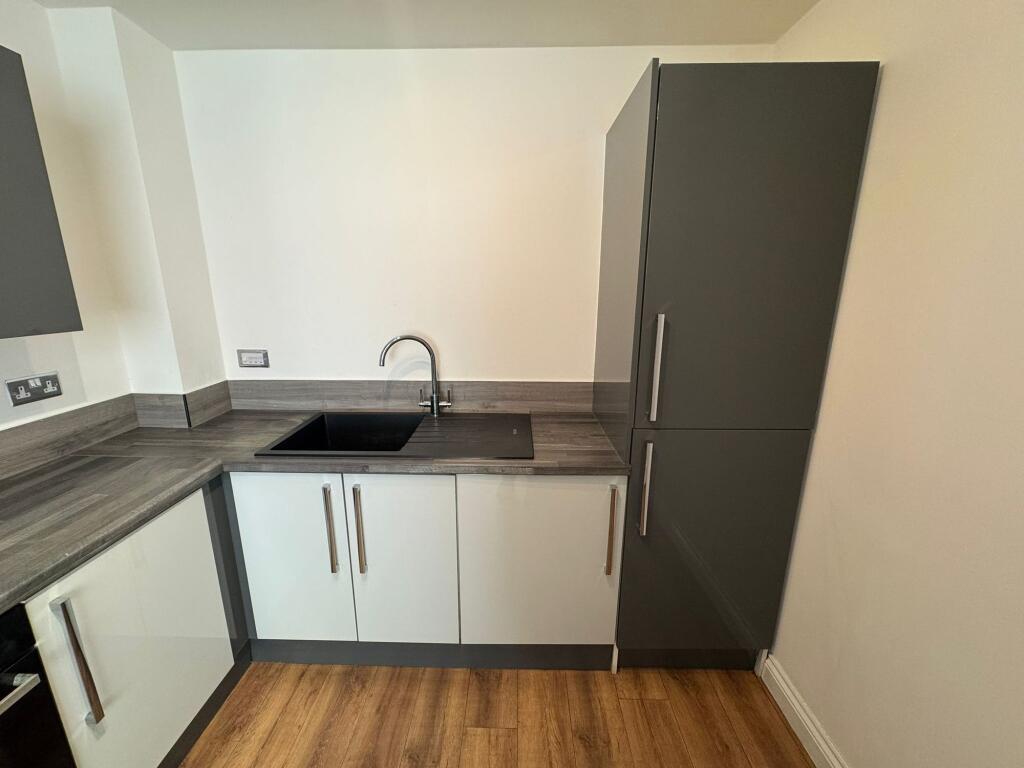 Additional image 6 of Mint Drive, Hockley, B18
