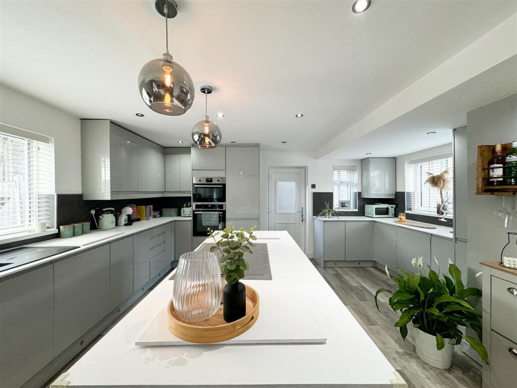 Grove Place, Youlgrave, Bakewell photo 4