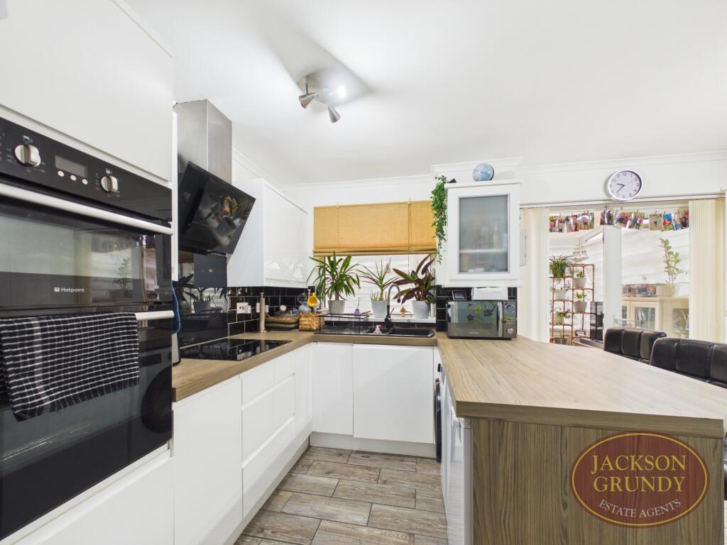 House in Northampton, Blackthorn - View 5