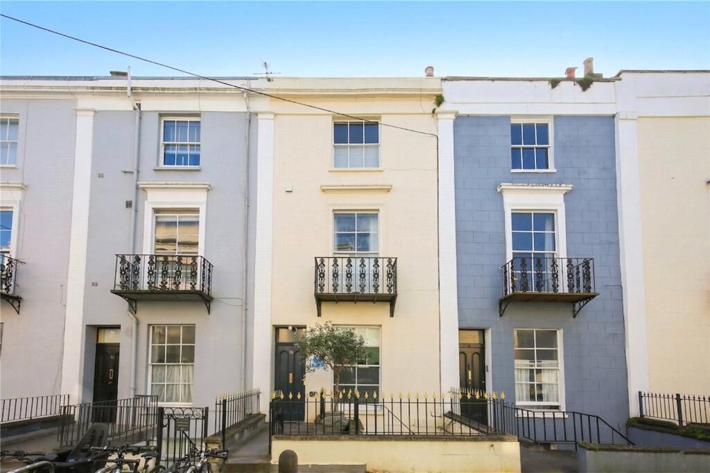 Main image of property: Oakfield Place, Bristol, BS8