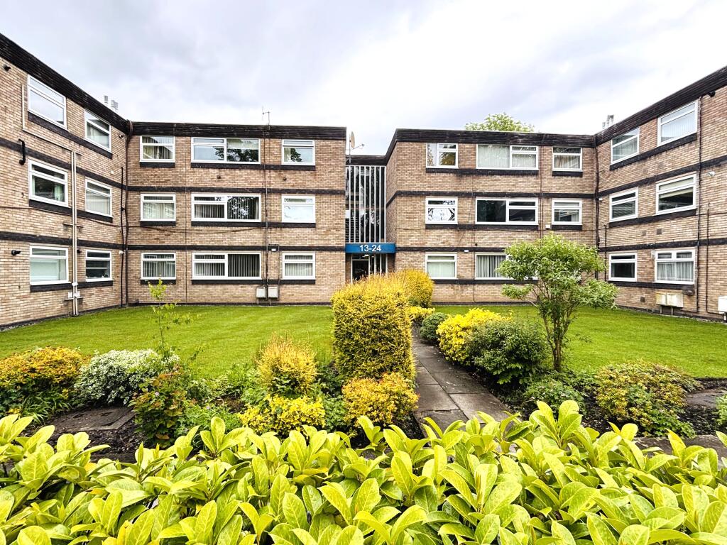 Main image of property: Flat   Devonshire Park Road, Davenport