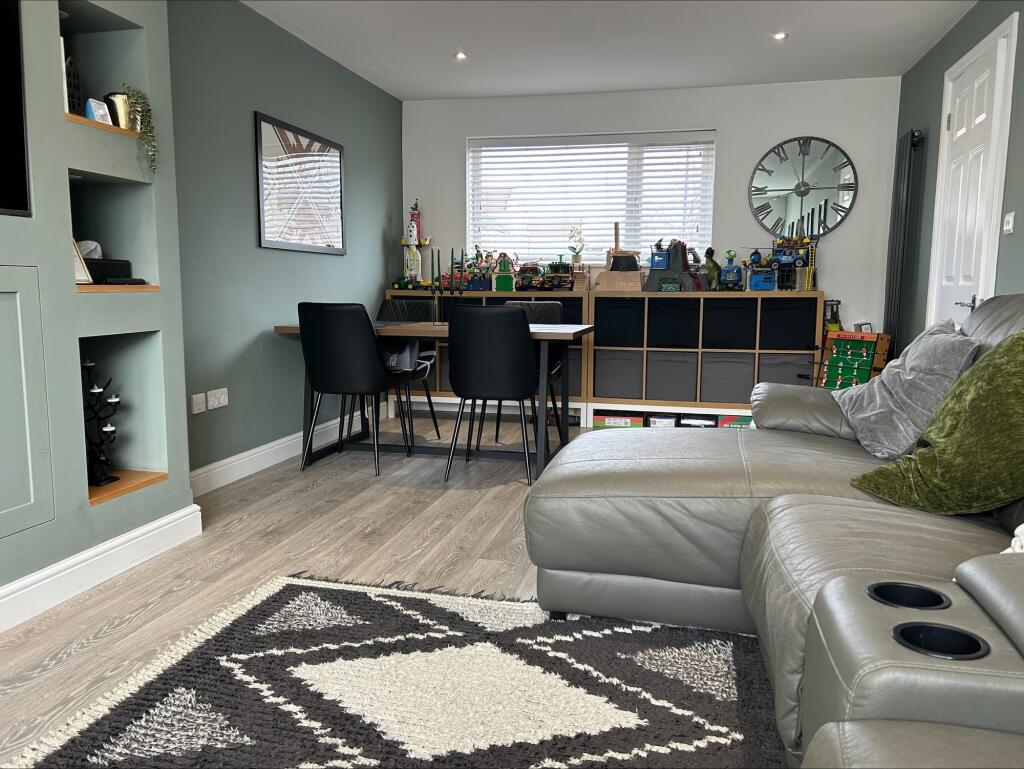 Rodfords Mead, Whitchurch, BS14 photo 3