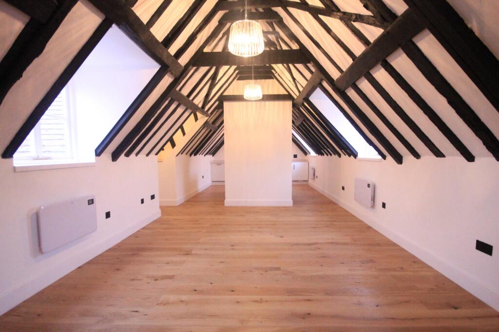 Main image of property: Shenfield Road, Brentwood, Essex, CM15