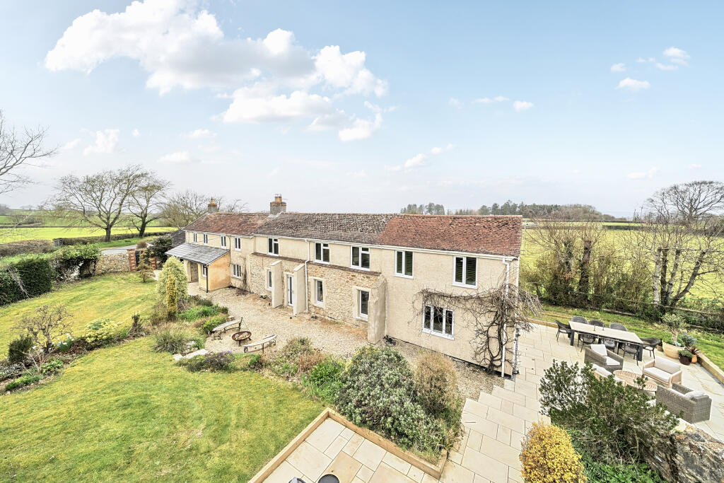 Main image of property: Sellicks Green