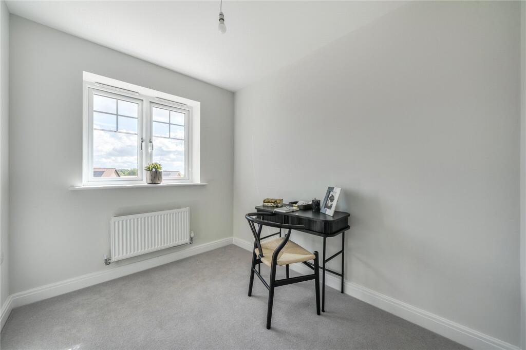 Hackney Way, Mortimer Common, Reading, Berkshire, RG7 - More