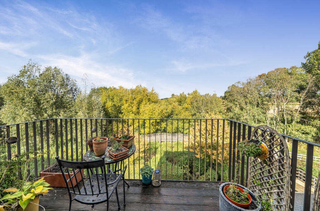 Apartment in Oxford, Barton Park, Oxfordshire - View 5