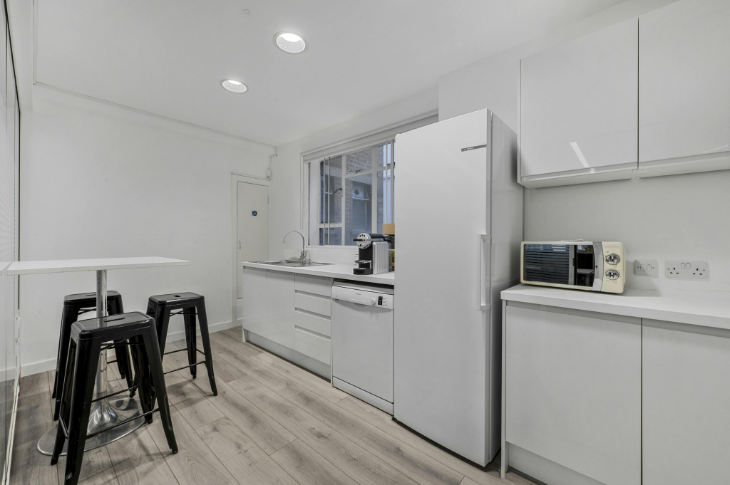 kitchen 1.png