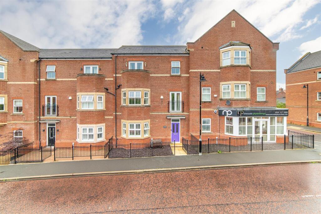 4-bed terraced on Featherstone Grove, Newcastle Upon Tyne, NE3, £450,000