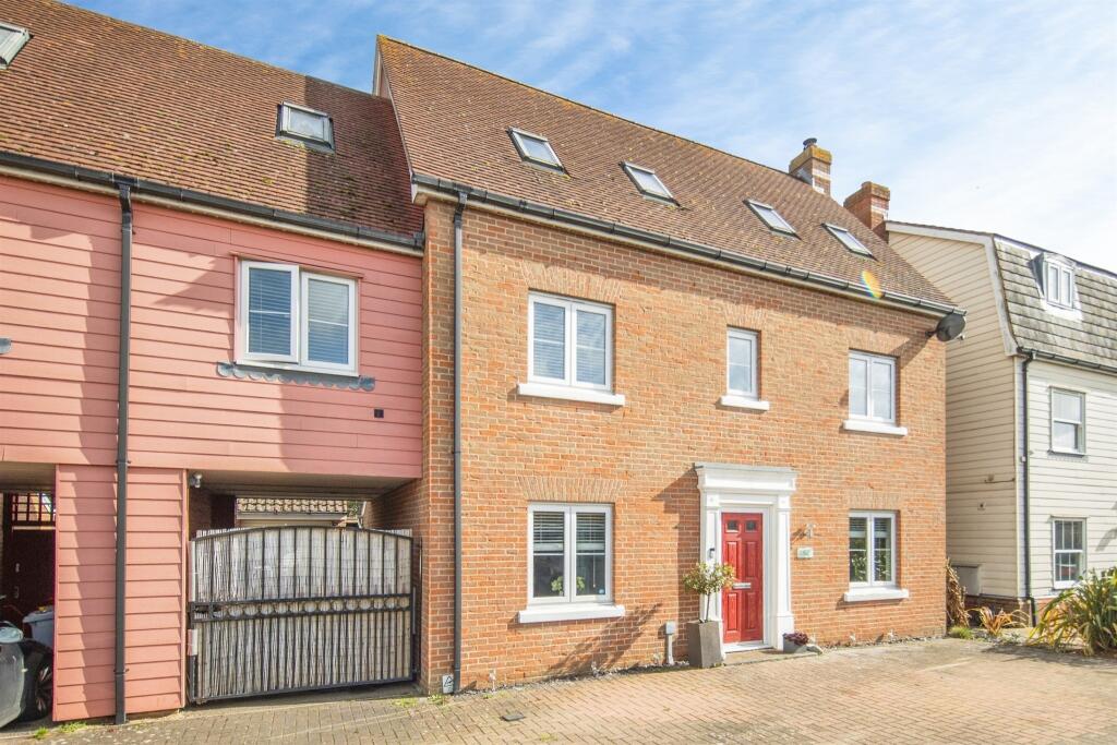 Main image of property: Murrills Road, Purdis Farm, Ipswich