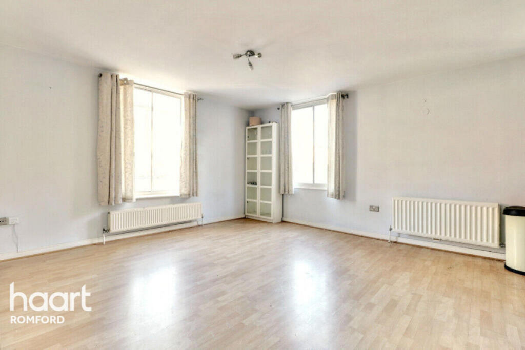 Main image of property: High Street, ROMFORD