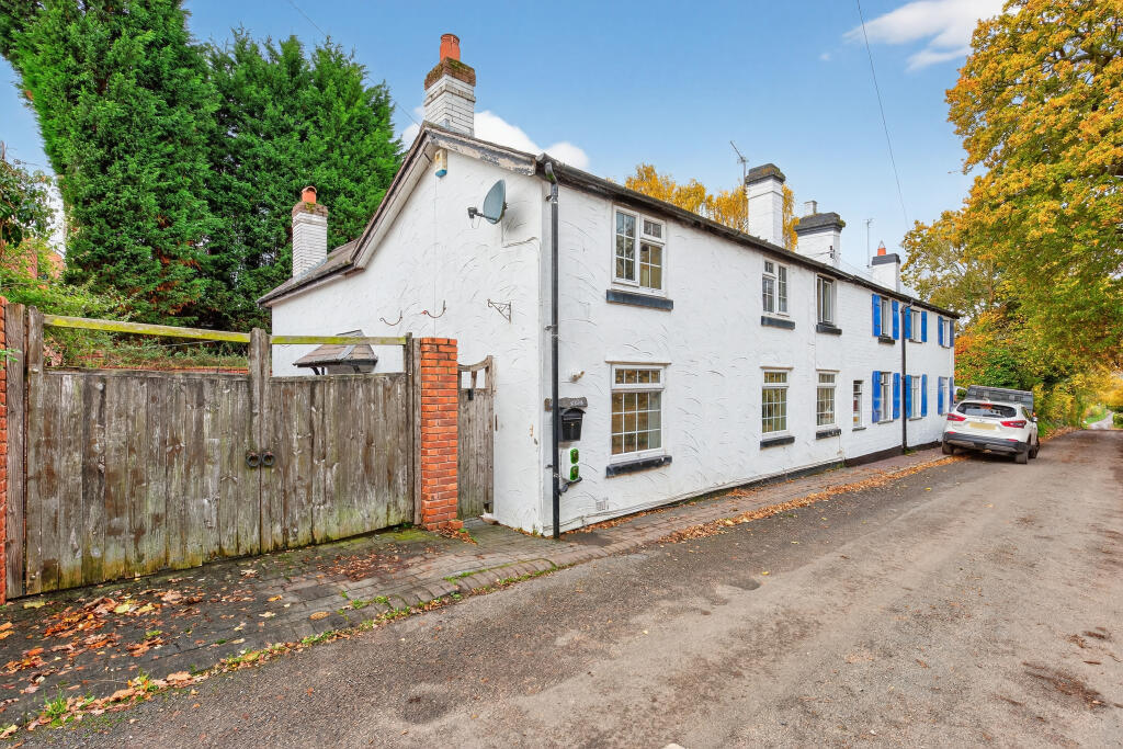 3-bed semi-detached on 85 Sparrows End Lane, £399,950