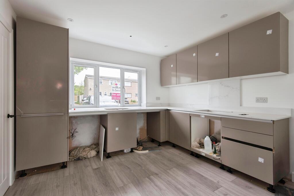 House in Stevenage, Roebuck - View 5