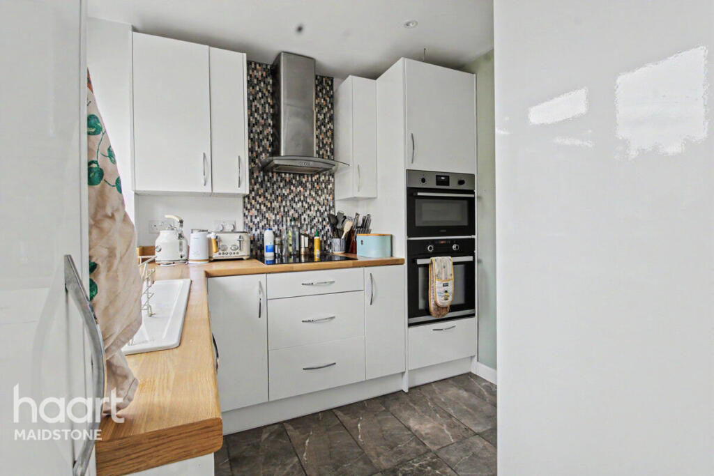 Main image of property: Claygate, MAIDSTONE