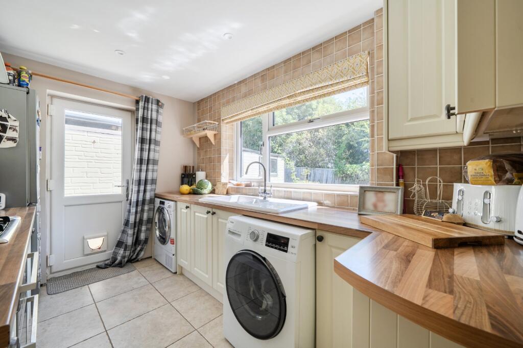 House in Worcester - View 4