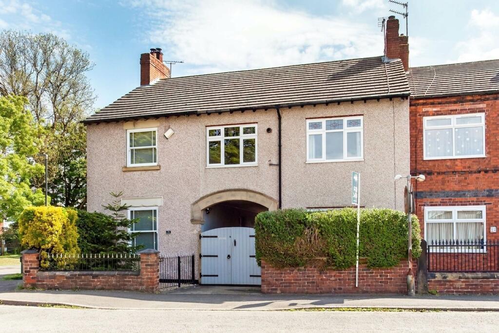 Main image of property: Oxcroft Lane, Bolsover, S44