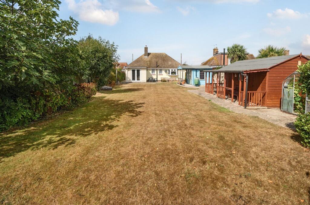 Longacre, Selsey, PO20 photo 4
