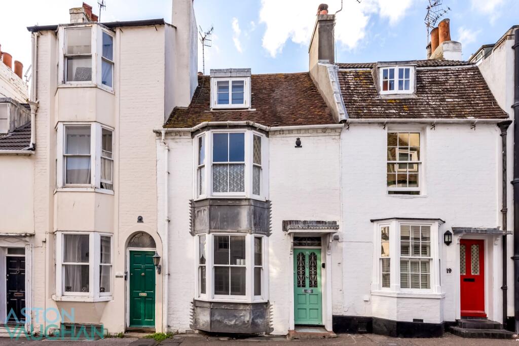 2 bedroom semi-detached house for rent