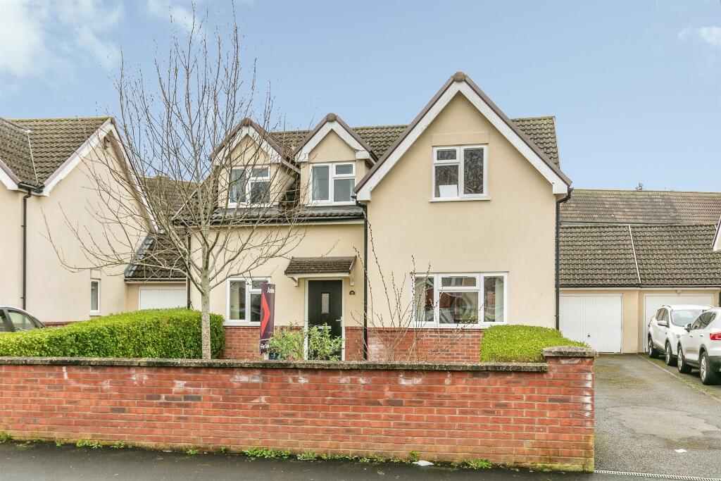 Main image of property: Okebourne Road, Bristol