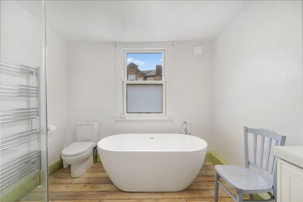 Boyton Road, London, N8 photo 4
