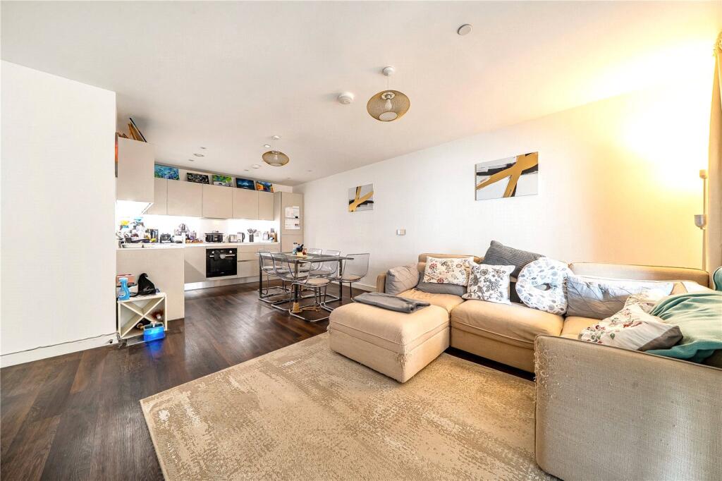 Apartment in London - View 2