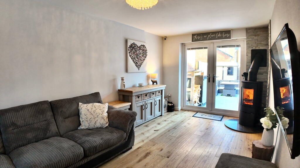 House in Ebbw Vale, Hilltop - View 4