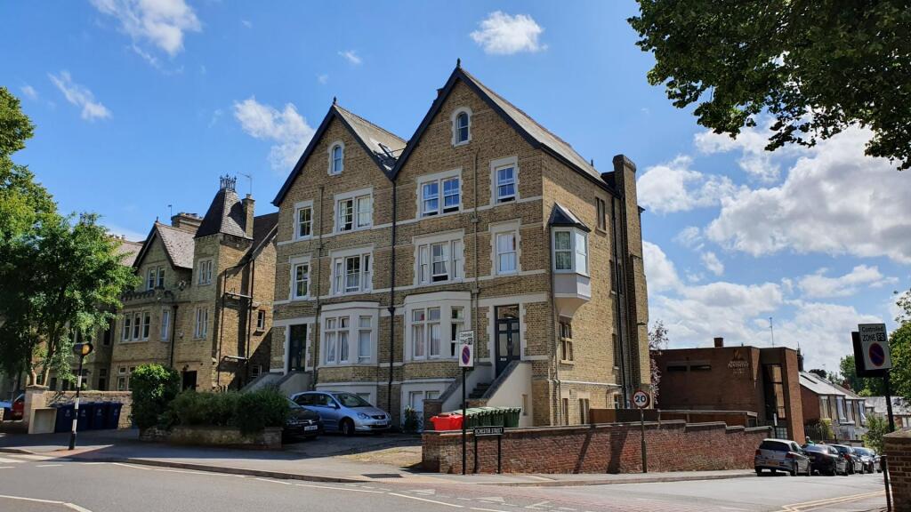 Main image of property: Iffley Road