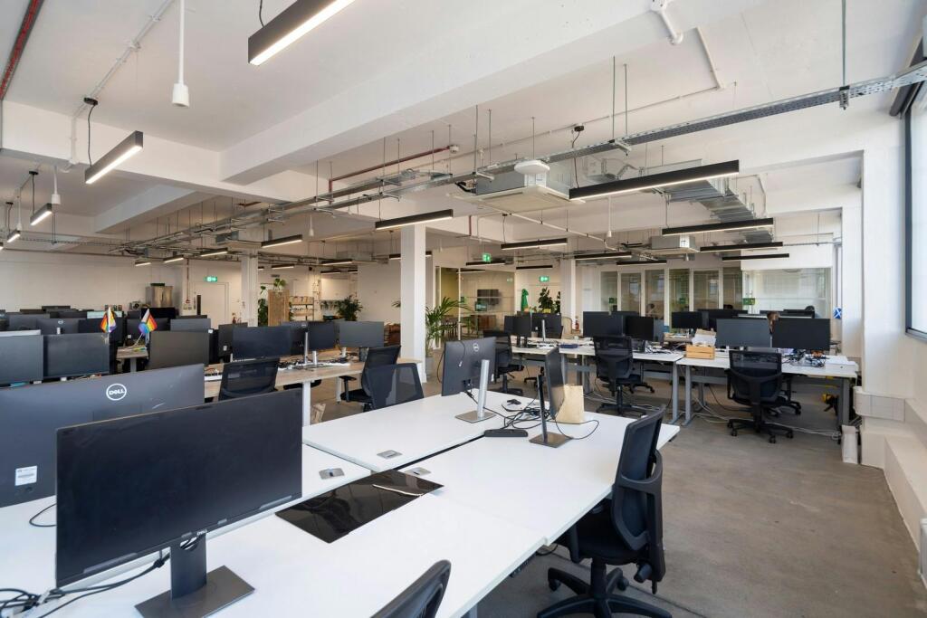 Desk Area