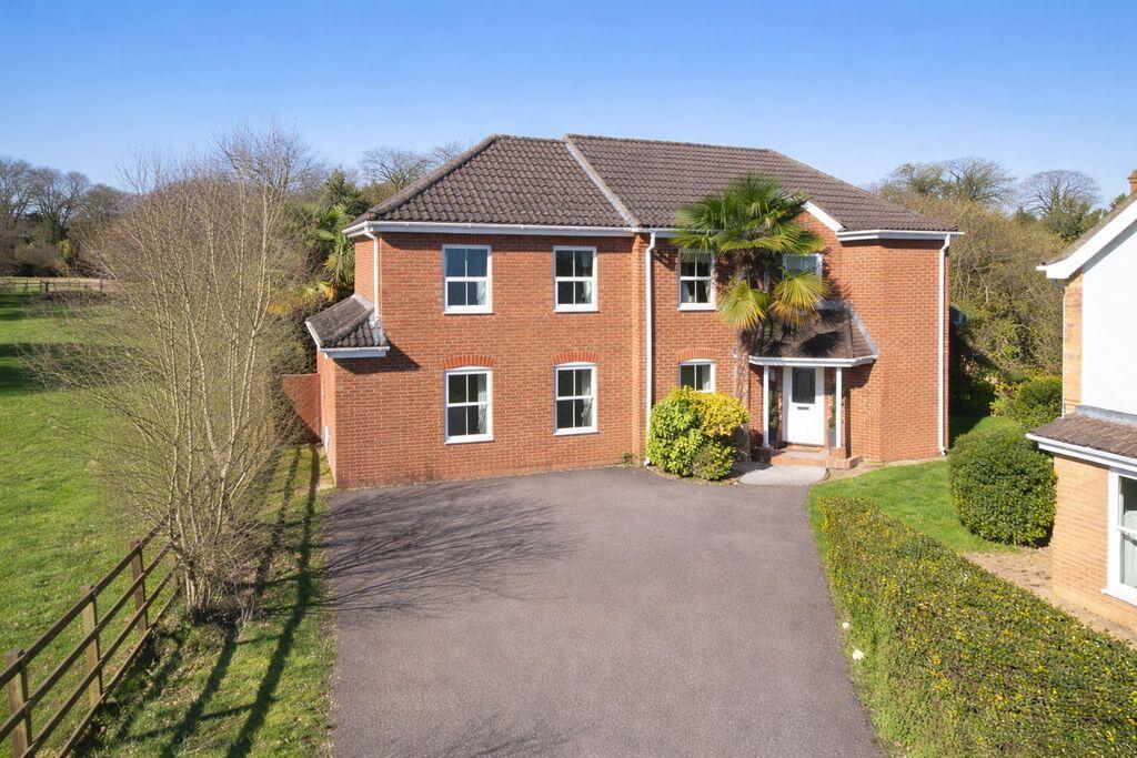 Main image of property: Bloomfield Road, Cheshunt