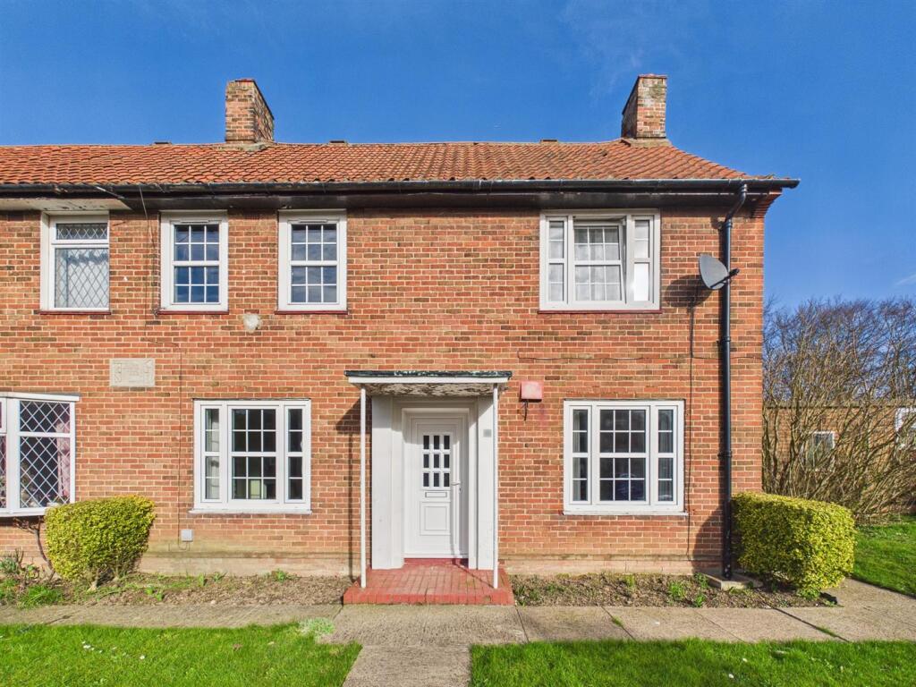 Main image of property: Wright Crescent, Bridlington