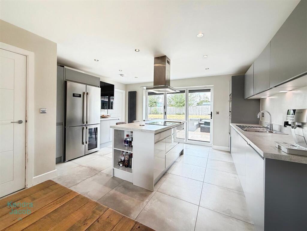 Meadow Court, Blyth, Worksop photo 4