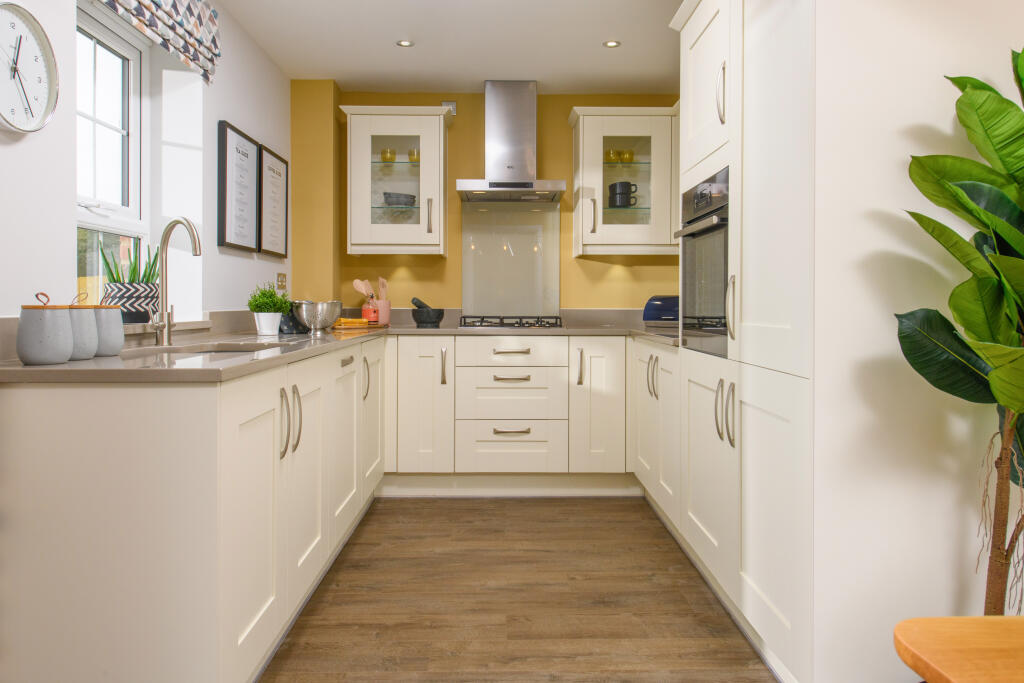House in Sheffield, Stocksbridge - View 2