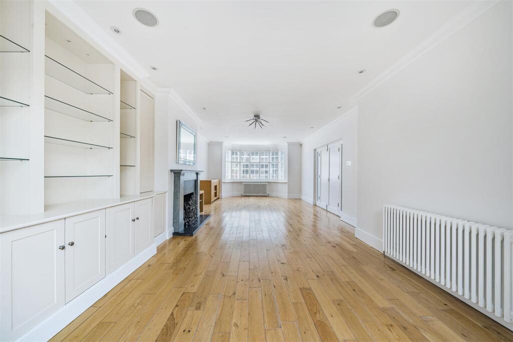 House in Kingston upon Thames, Norbiton - More