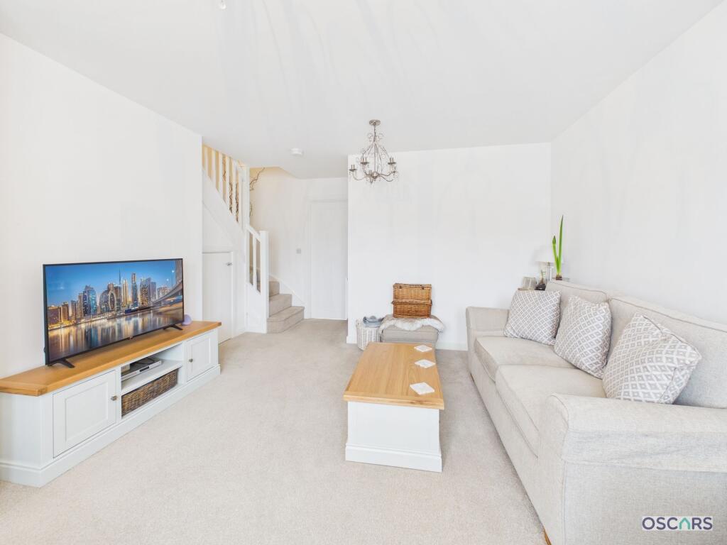 House in Hull - View 4