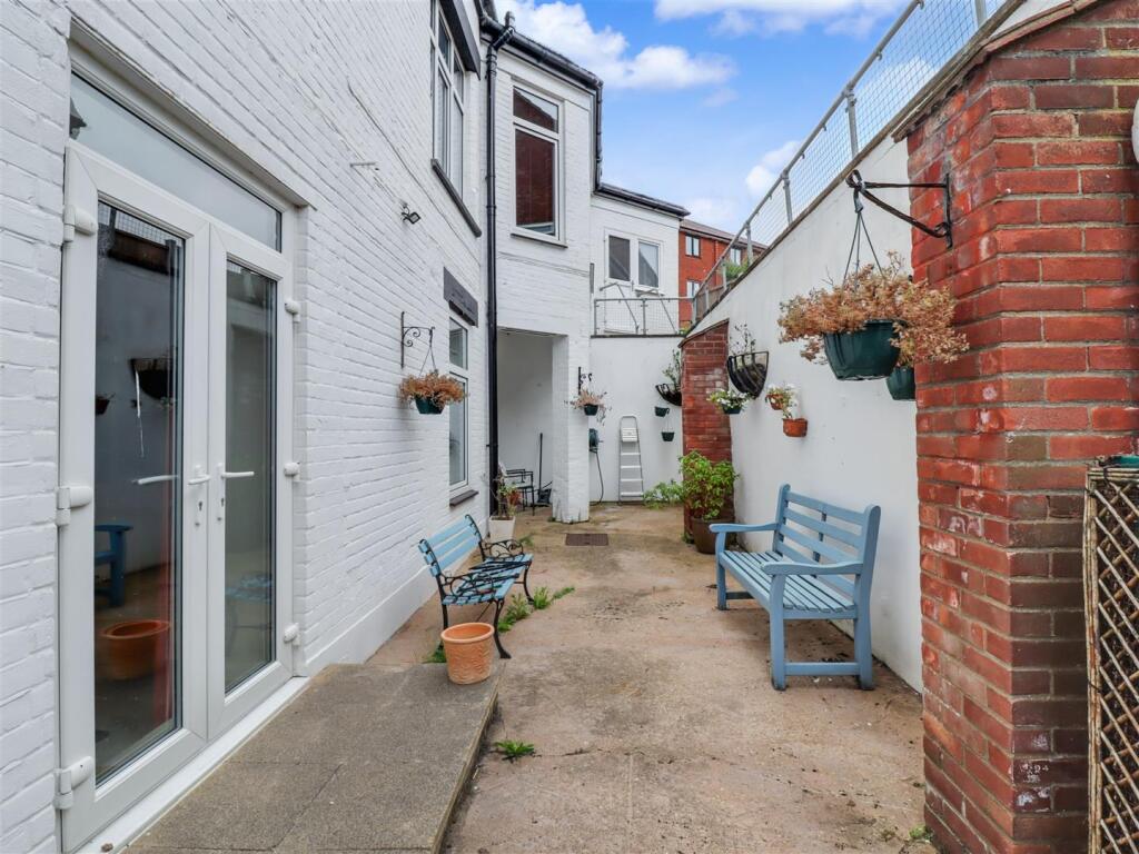 Weybourne Road, Sheringham photo 4