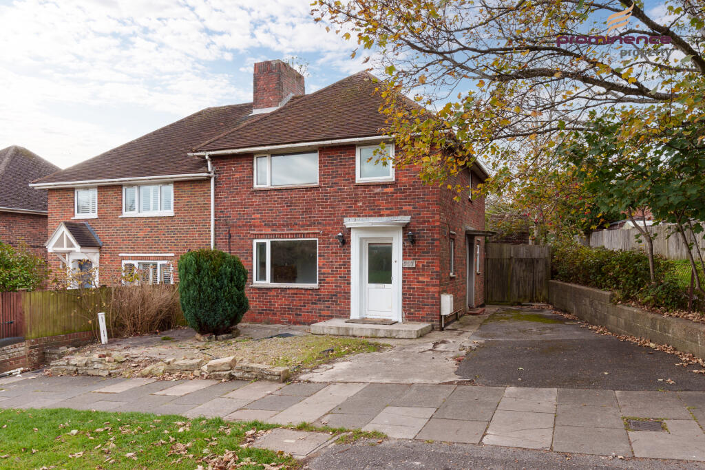 3-bed semi-detached on Carden Avenue, Brighton, £425,000