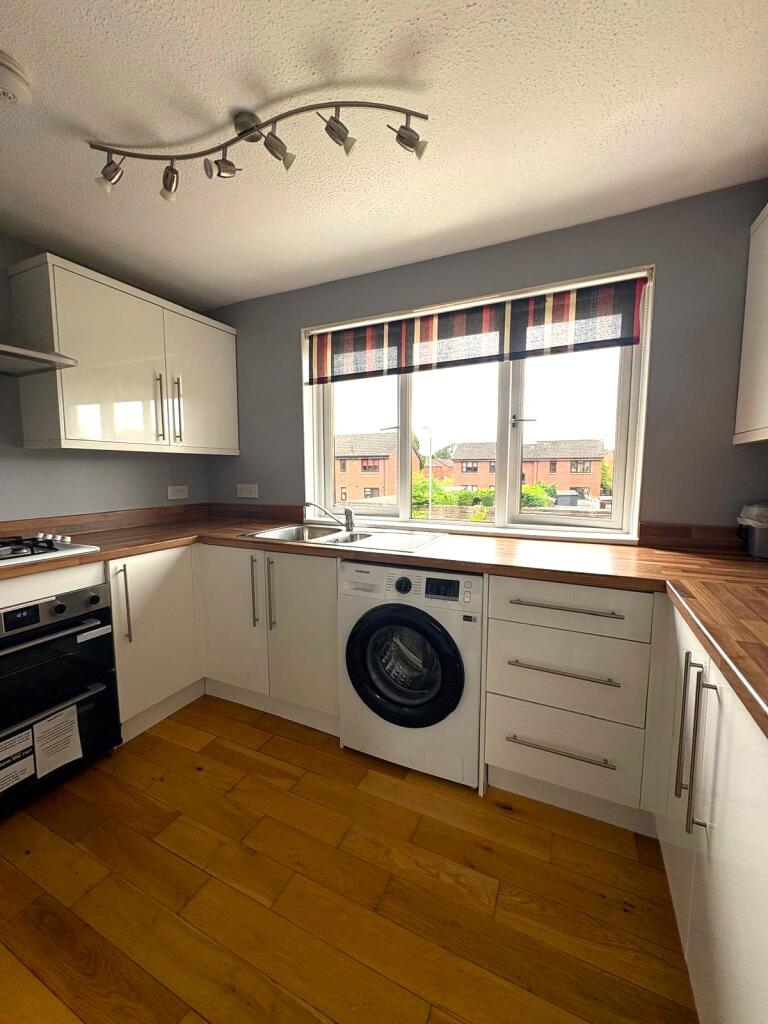 Apartment in Bishopbriggs, Cadder - View 3