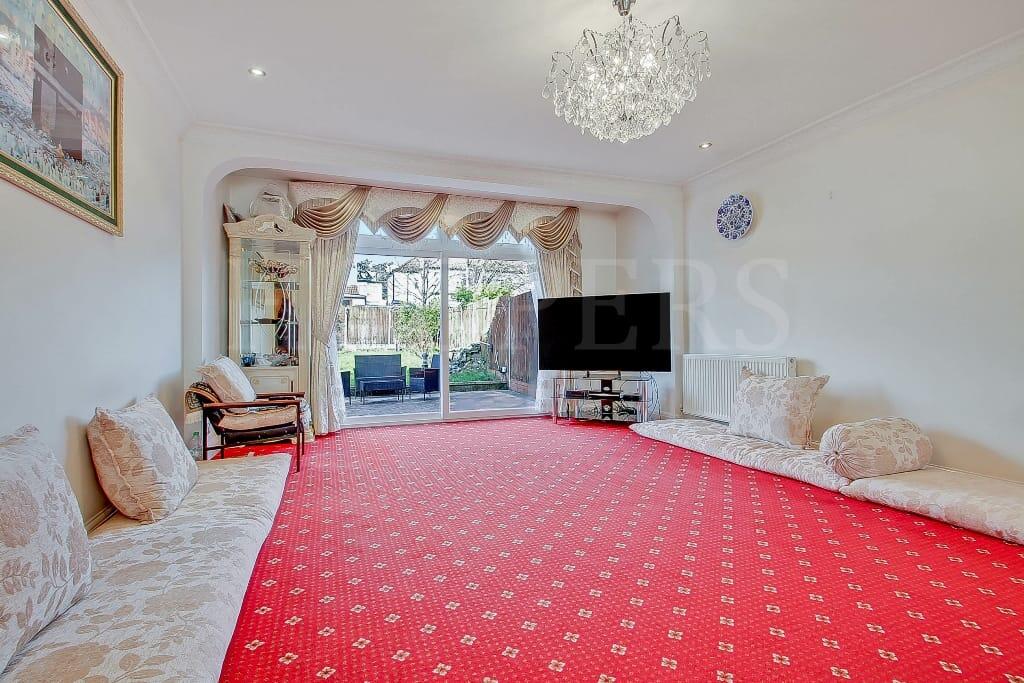 House in London - View 3