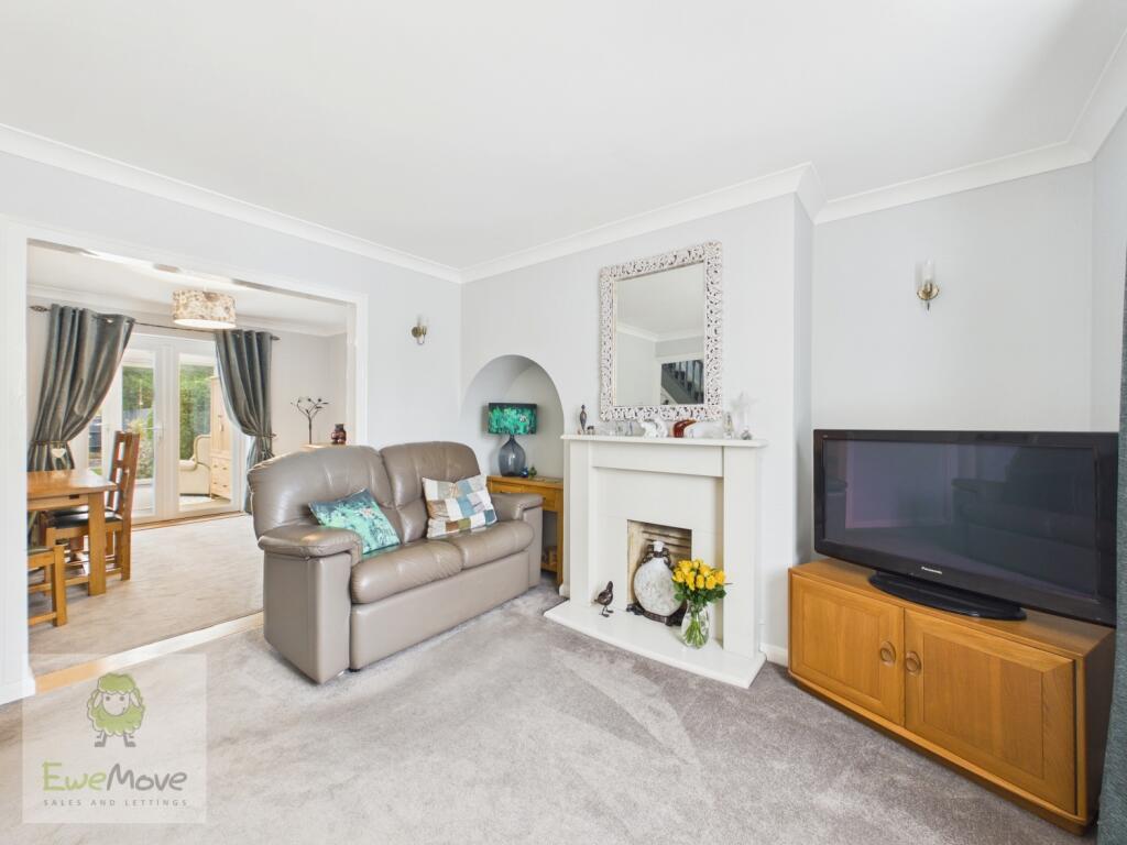 House in Frindsbury, Medway - More