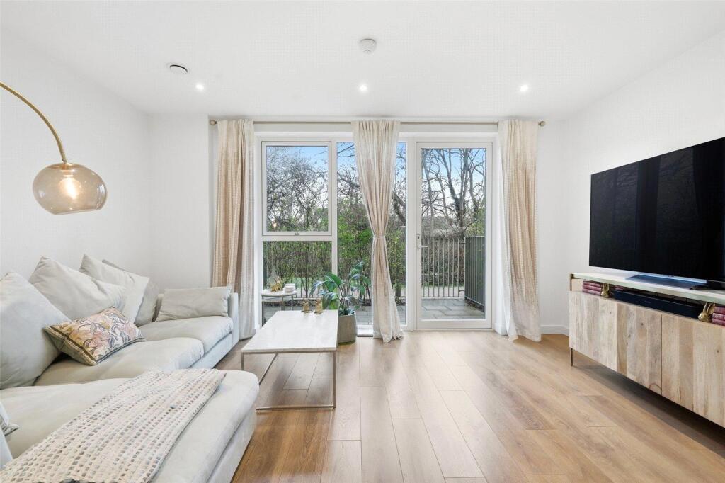 Apartment in London - View 2