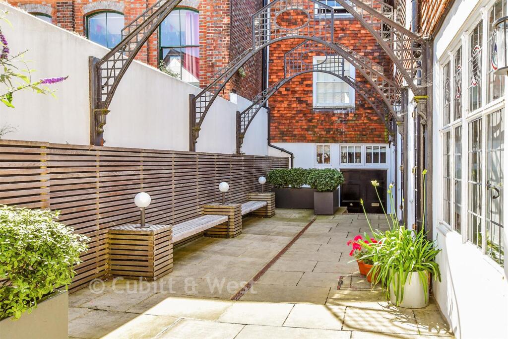 Main image of property: Market Lane, Lewes, East Sussex