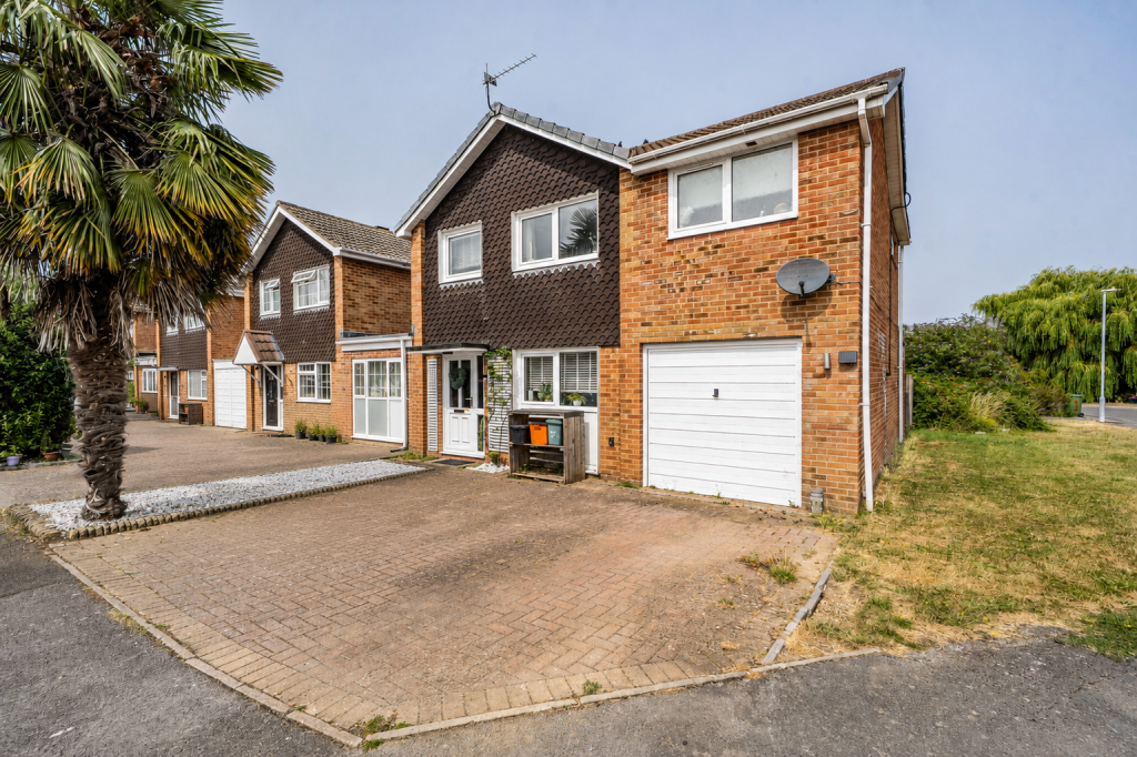 Main image of property: Kilda Road, Highworth, Swindon, SN6
