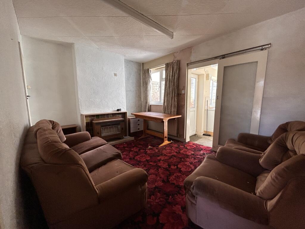 House in Great Yarmouth, Barrack Estate, Southtown - View 4