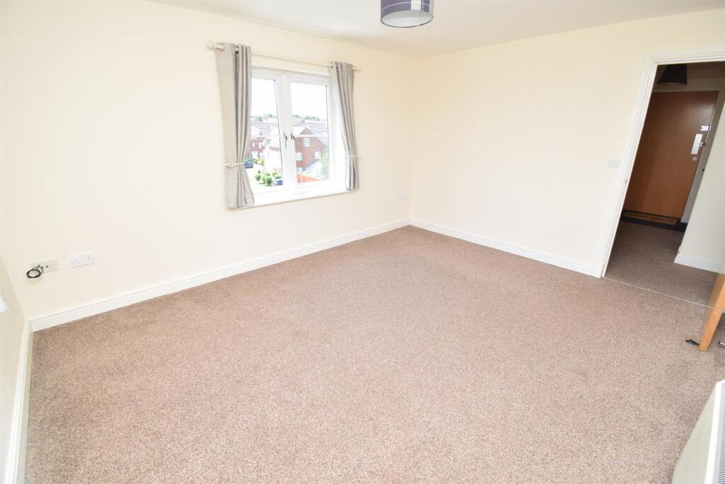Moorcroft Court, Ossett, WF5 9EY - Bild 4