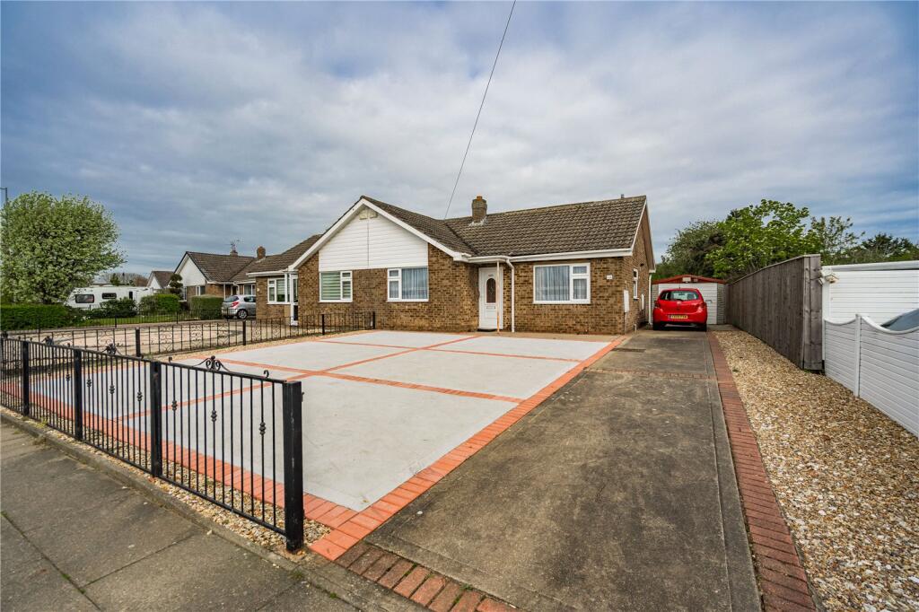 2-bed house on Broadway, Grimsby, Lincolnshire, DN34, £180,000