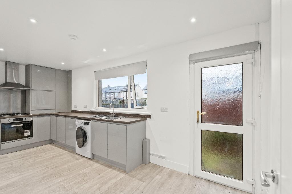 Newbiggin Road, Grangemouth, FK3 0LF photo 4