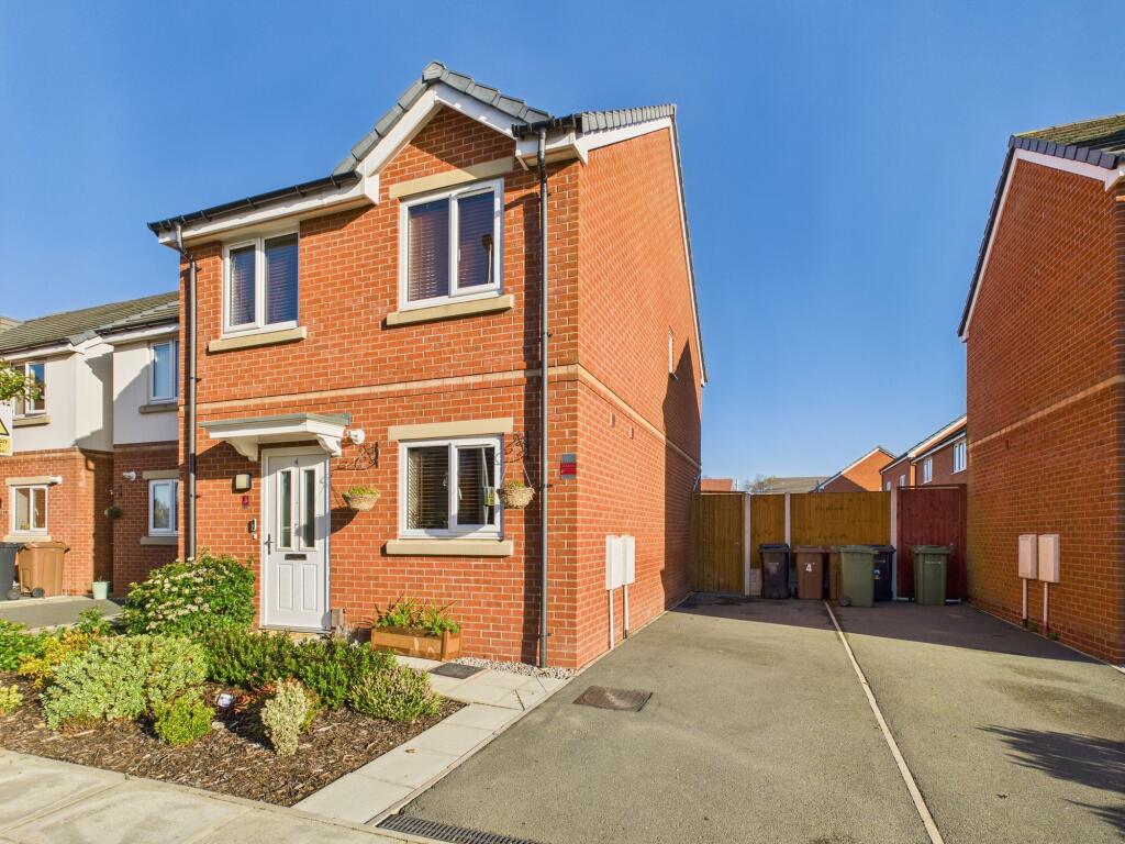 Main image of property: Salthouse Drive, Southport, PR8