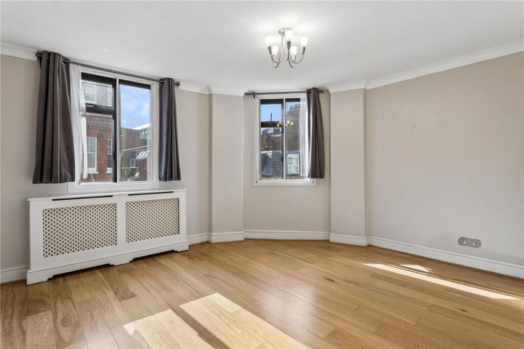 Apartment in London - View 5
