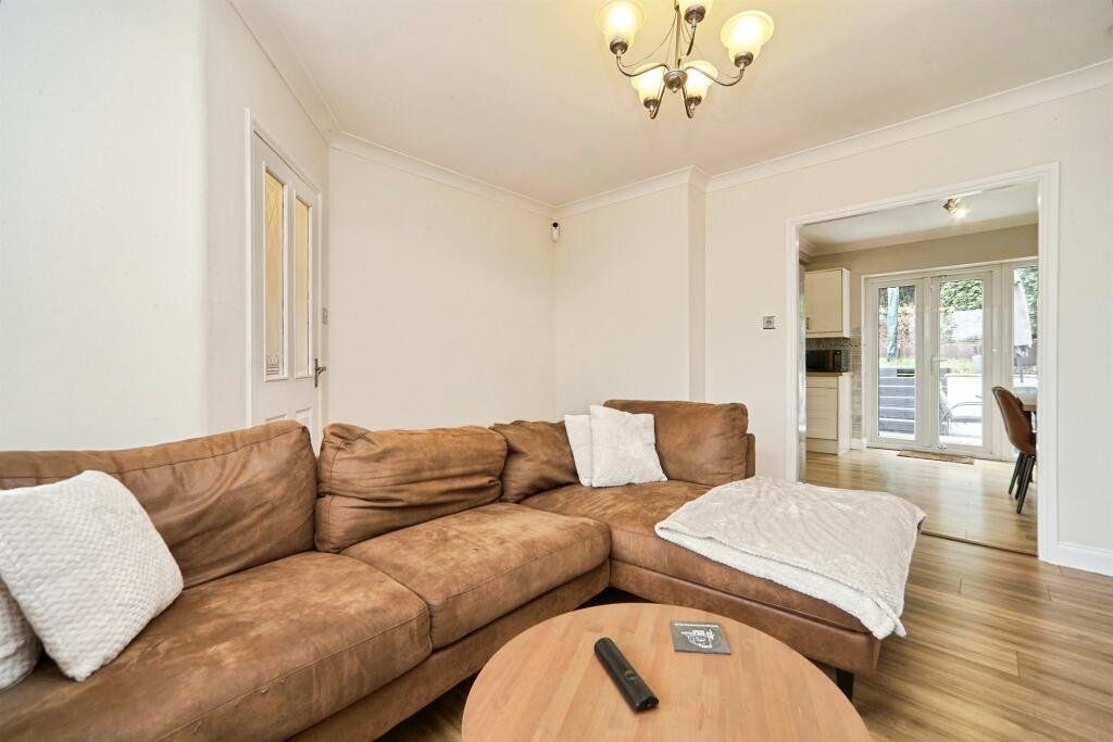 House in Leeds - View 2