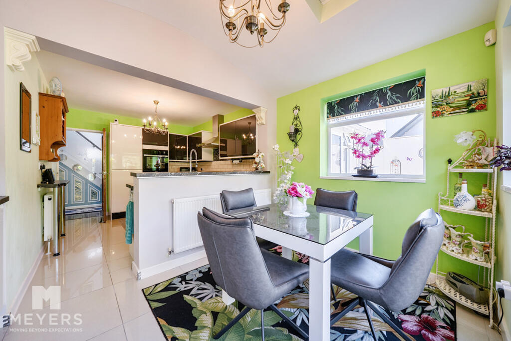 House in Ferndown, Tricketts Cross - View 4