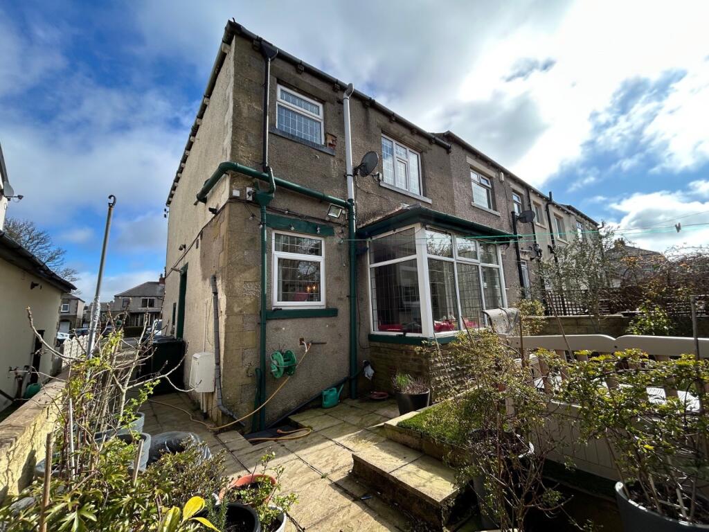 Additional image 20 of Moore Avenue, Bradford, BD6